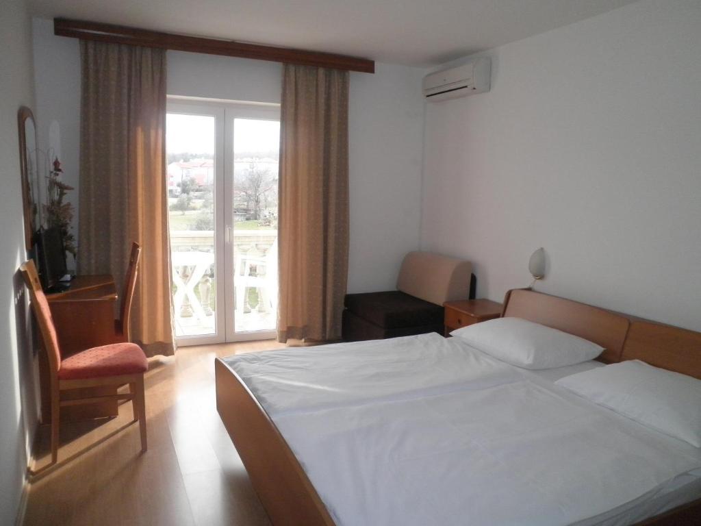 מאלינסקה Guest House Katarina חדר תמונה